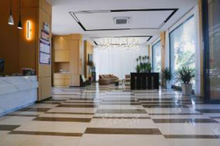 Yingjiang Guanghe Hotel