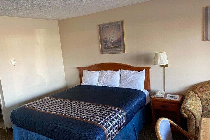 Room 17 of 20