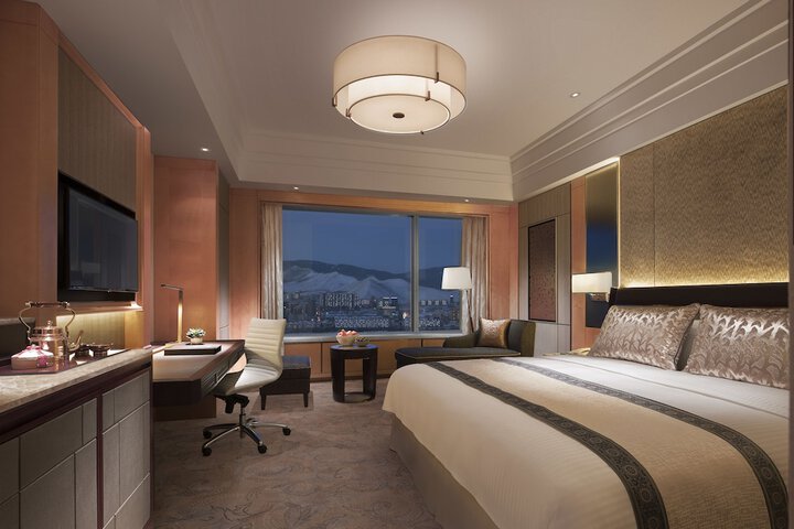 Room 7 of 46