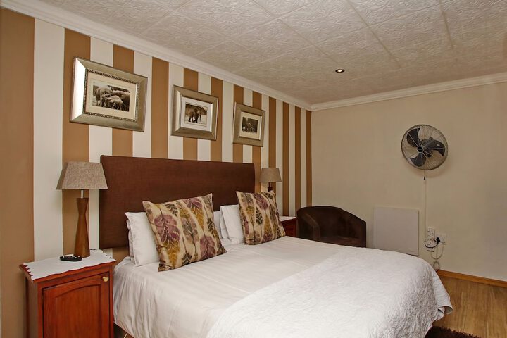 Room 19 of 68