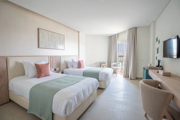Room 4 of 29