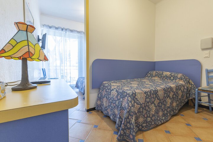 Room 19 of 46
