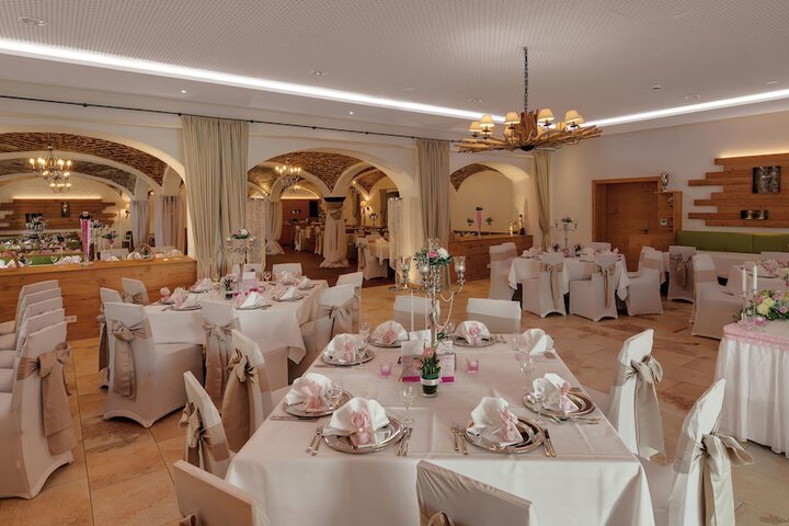 Dining Photos