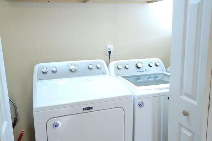 Laundry 14 of 29