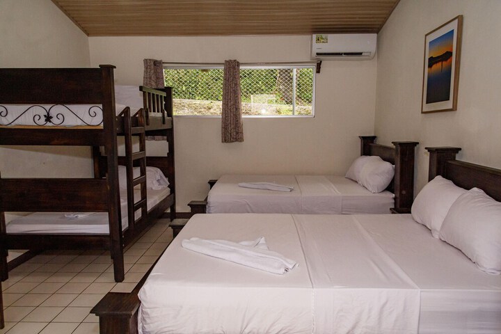 Room 13 of 39