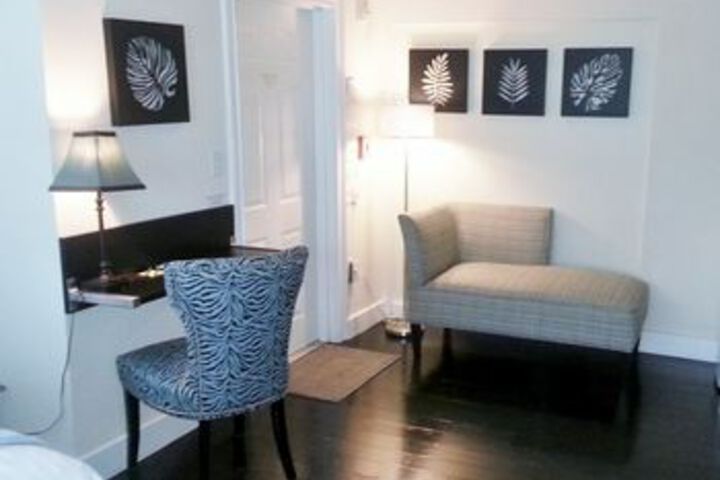 Room 42 of 58