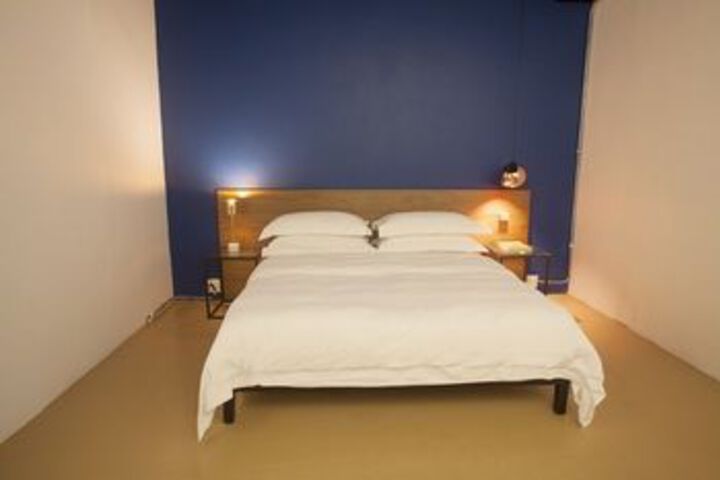 Room 49 of 89