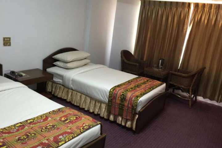 Room 8 of 26
