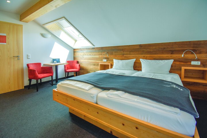 Room 10 of 54