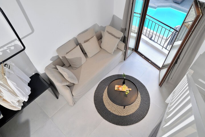 Terrace/Patio 102 of 102