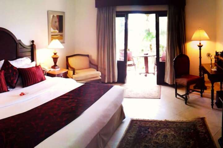 Room 6 of 39