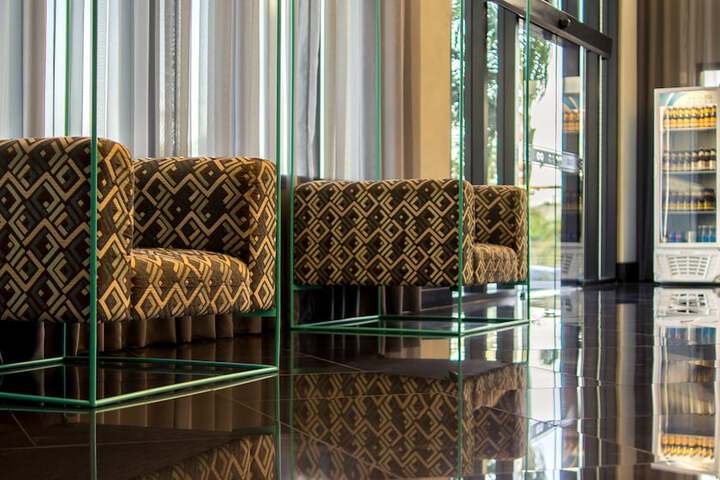 Guest Lobby
