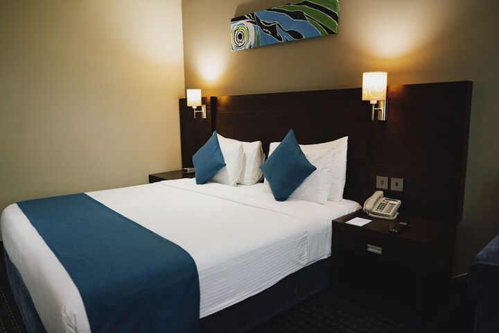 Room 42 of 140