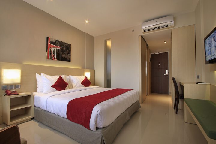 Room 26 of 68
