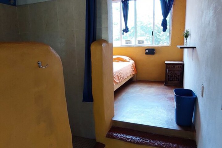 Room 9 of 67