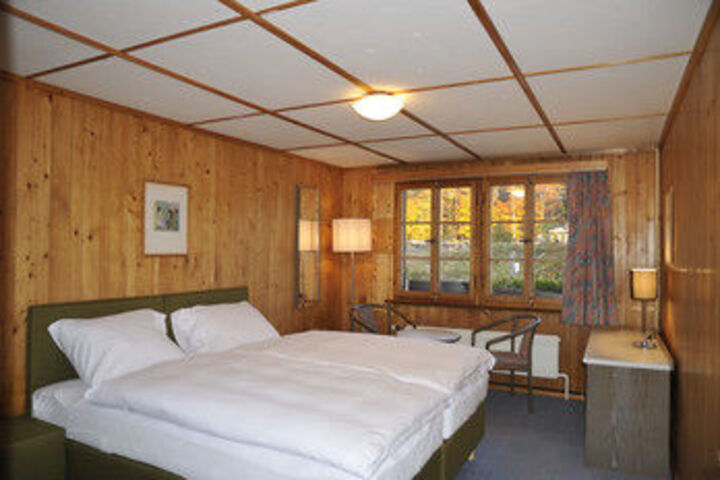 Room 18 of 50