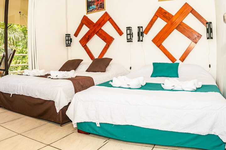 Room 15 of 80