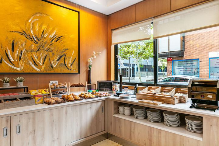 Breakfast buffet