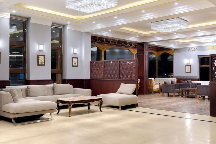 Hotel Interior 6 of 29