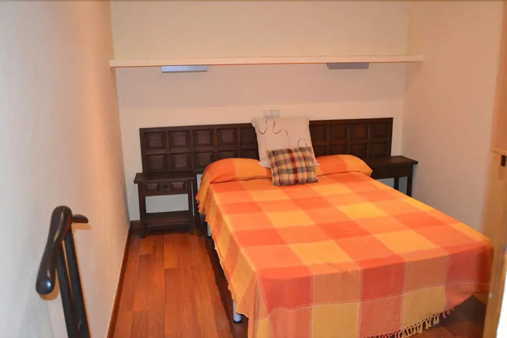 Room 2 of 19