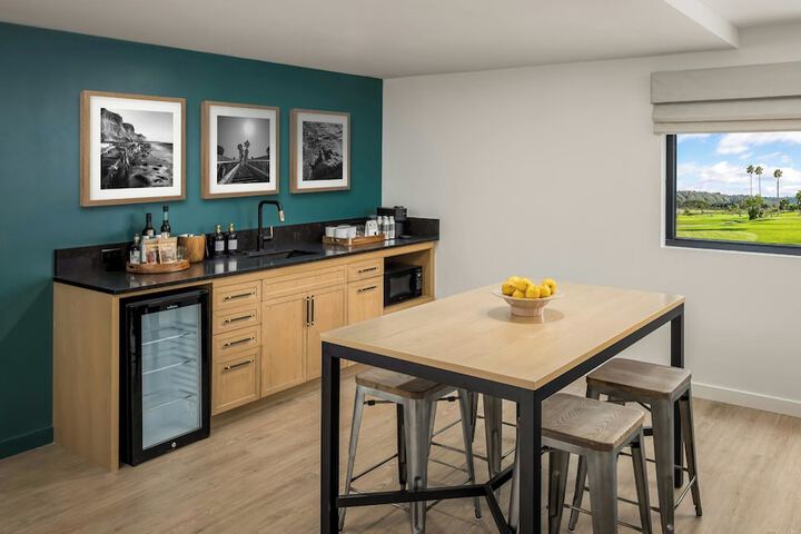 Private kitchenette