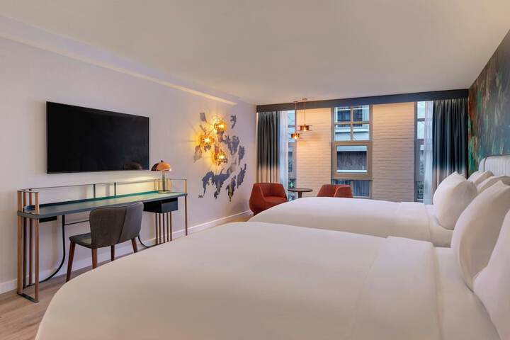 Room 73 of 219