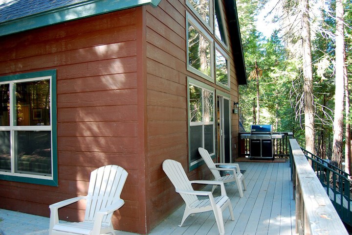 Wawona Chalet in Yosemite National Park, CA