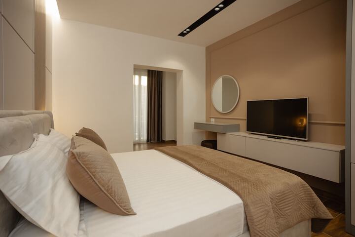 Room 28 of 58