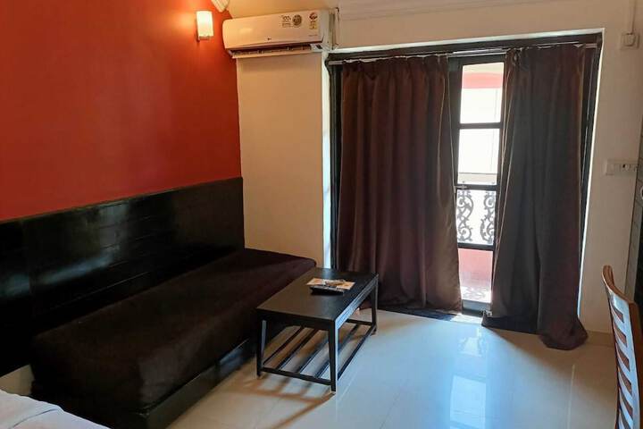 Room 14 of 48