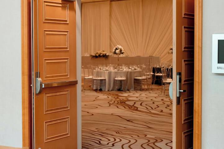Banquet hall