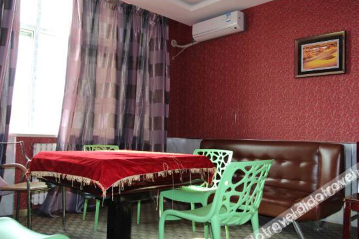 Karamay Suhang Business Hotel