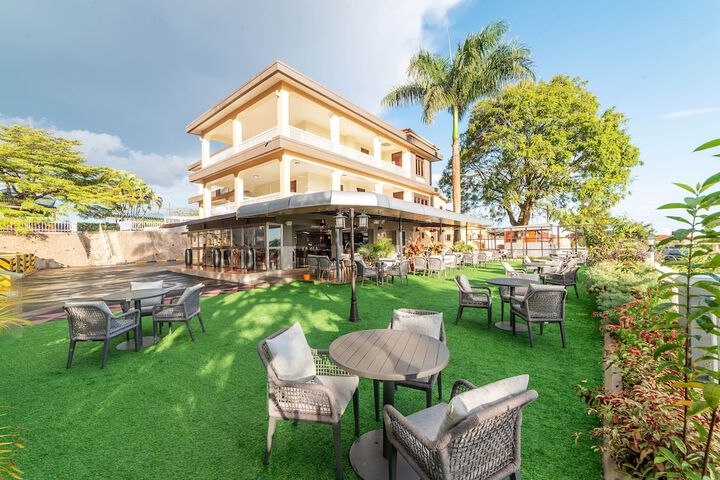 Afro Park Hotel and Health Club
