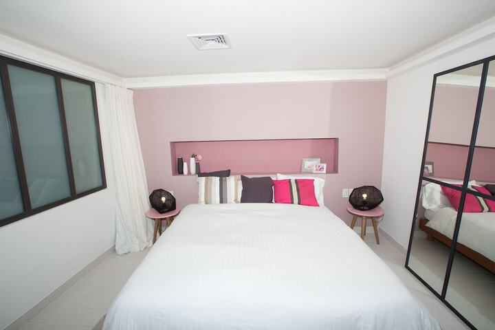 Room 32 of 230