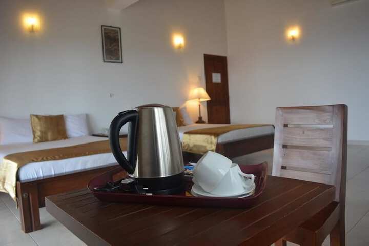 Room 5 of 95