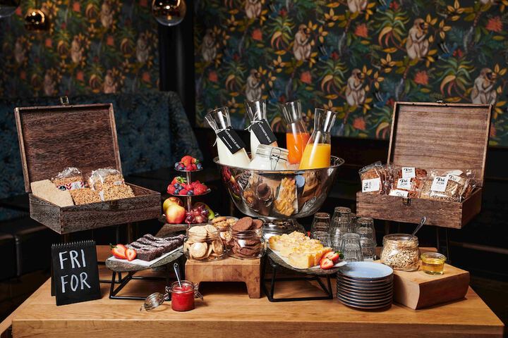 Breakfast/Coffee Service 23 of 41