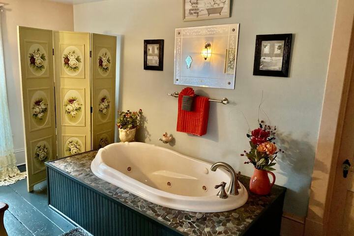 Clean Restrooms