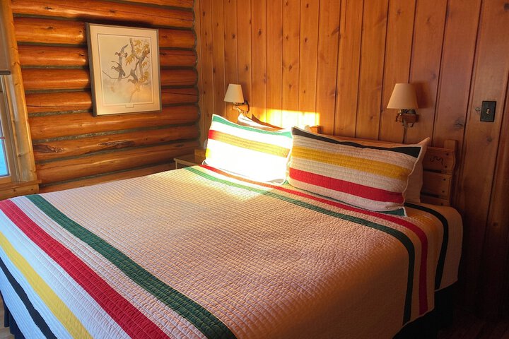 Room 41 of 212
