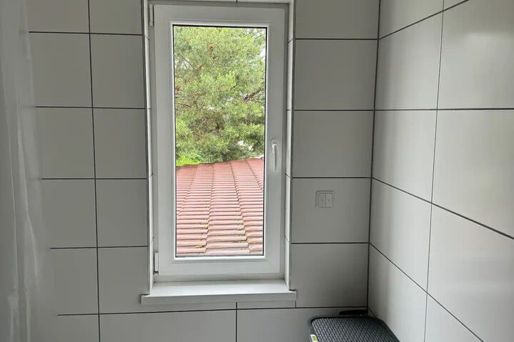 Room 5 of 25
