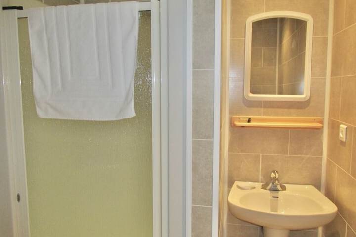 Room 17 of 23