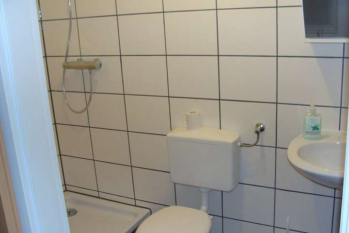 Room 18 of 32