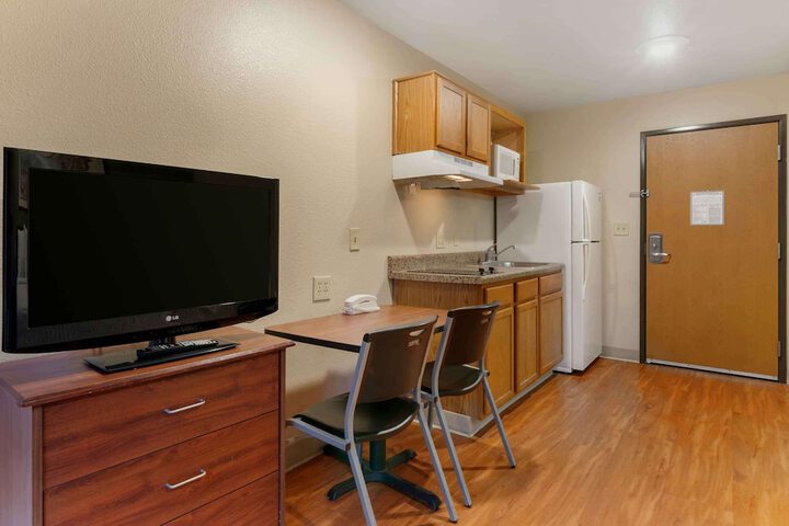Studio with Double Bed (3 of 16)