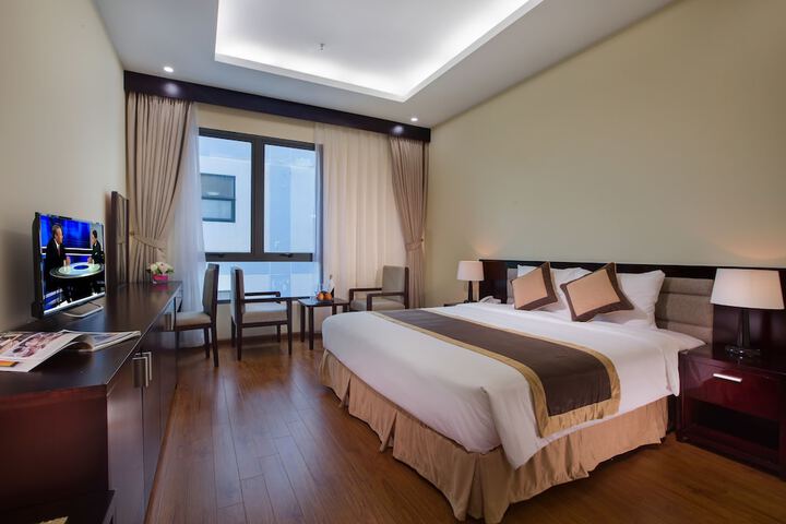 Room 10 of 46
