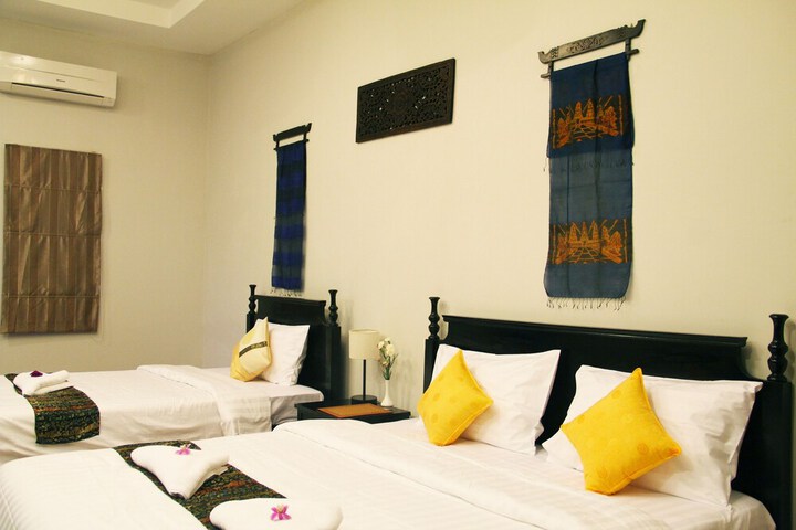 Room 8 of 43