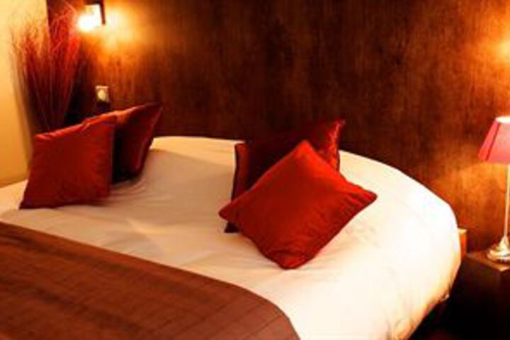 Room 9 of 22