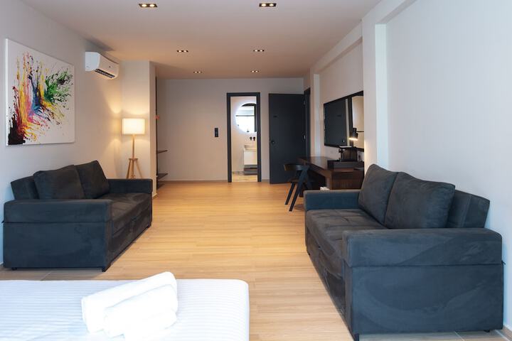 Room 33 of 110