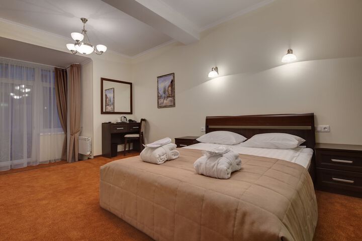 Room 17 of 59