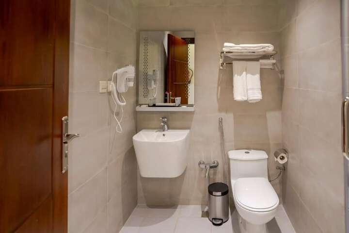 Room 15 of 20