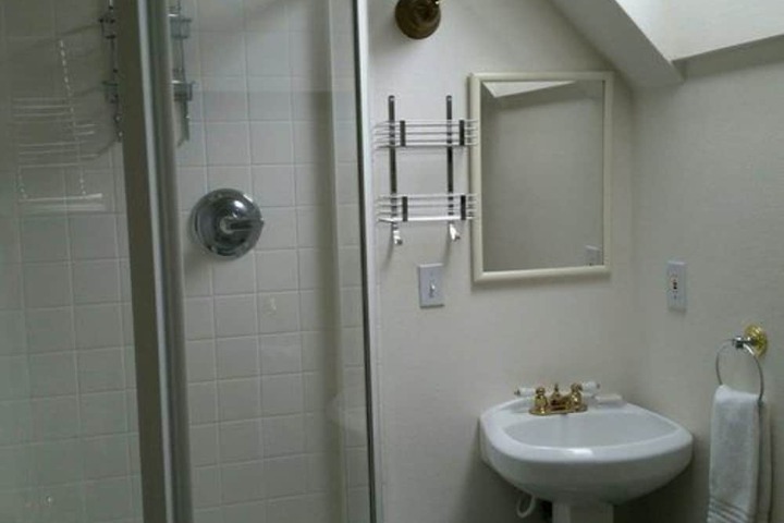 Room 21 of 26