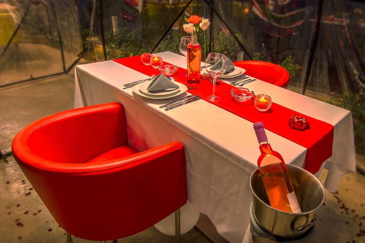 Dining 89 of 101