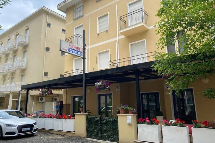 Hotel 48 of 49